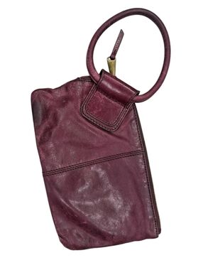HOBO INTERNATIONAL Sable Soft Leather Wristlet Winterberry Wine Clutch